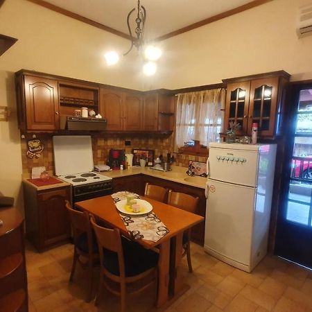 Adorable 2 Floors Two Bedroom Vacation Maisonette 尼坡帝 外观 照片