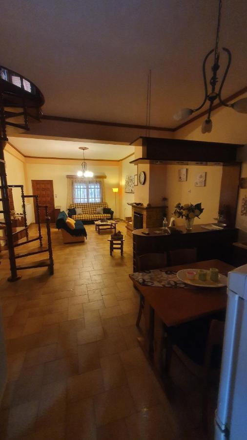 Adorable 2 Floors Two Bedroom Vacation Maisonette 尼坡帝 外观 照片
